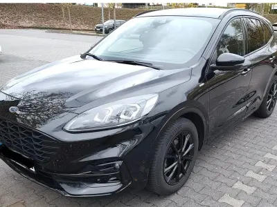 Gebraucht Ford Kuga ST-Line 120 PS (88 kW) 2021 Schwarz SUV