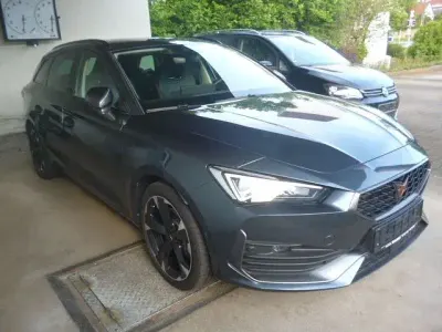 Gebraucht Cupra Leon 150 PS (110 kW) 2024 Grau Limousine