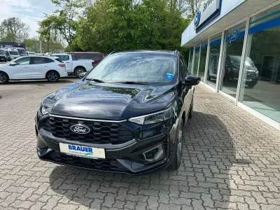 Gebraucht Ford Kuga ST-Line 186 PS (136 kW) 2024 Schwarz SUV
