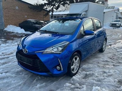 Blau Gebraucht 2018 Toyota Yaris Team Kleinwagen | 12.990 € (Fairer Preis)