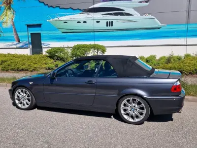 Gebraucht BMW 330 Cabriolet 231 PS (169 kW) 2006 Grau Cabrio