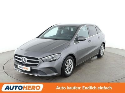Gebraucht Mercedes B180 Progressive 136 PS (100 kW) 2019 Grau Van / Kleinbus