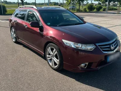 Gebraucht Honda Accord Type S 180 PS (132 kW) 2011 Rot Kombi
