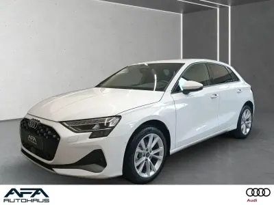 Gebraucht Audi A3 Sport 116 PS (85 kW) 2025 Arkonaweiß Limousine