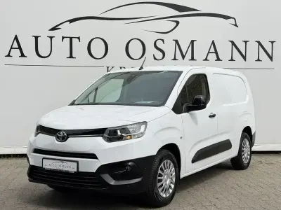 Gebraucht Toyota Proace City City 102 PS (75 kW) 2023 Icy white Van / Kleinbus