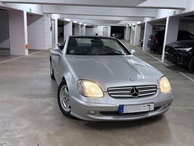 Gebraucht Mercedes SLK200 163 PS (119 kW) 2001 Silber Cabrio