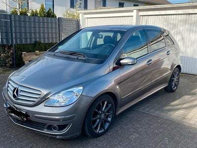 Used Mercedes B200 140 HP (102 kW) 2007 Grey Minivan