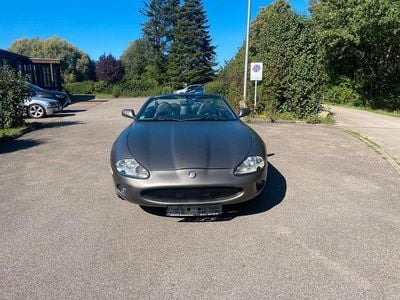 Jaguar XK8