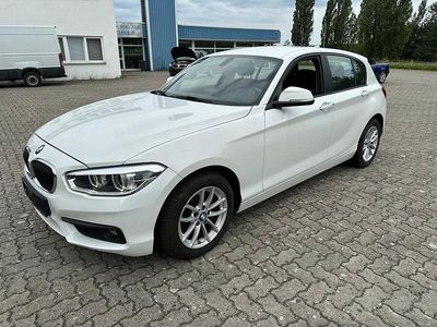 Gebraucht BMW 116 Advantage 109 PS (80 kW) 2016 Weiß Kleinwagen
