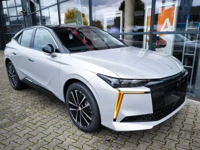 Neu DS Automobiles DS4 155 kW (212 PS) 2026 Grau Limousine