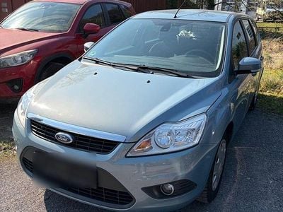 Gebraucht Ford Focus Ambiente 101 PS (74 kW) 2008 Blau Kombi