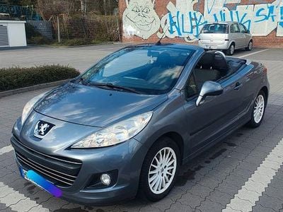 Gebraucht Peugeot 207 CC Platinum 120 PS (88 kW) 2010 Grau Cabrio