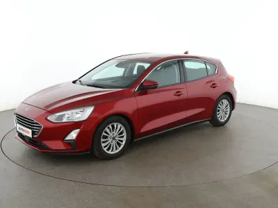 Gebraucht Ford Focus Titanium 150 PS (110 kW) 2018 Rot Limousine