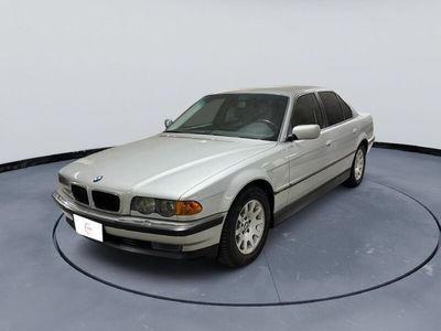 BMW 740
