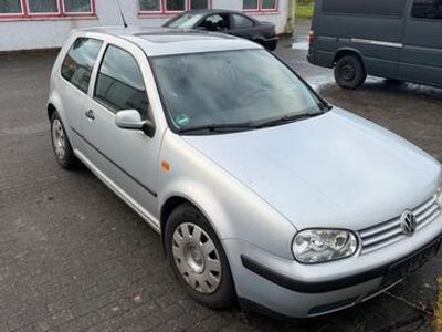 VW Golf IV