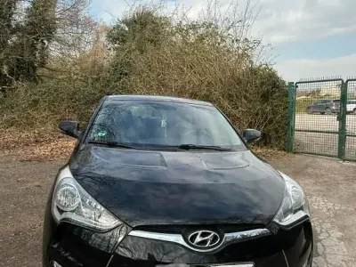 Gebraucht Hyundai Veloster Intro Edition 140 PS (102 kW) 2012 Schwarz Kleinwagen