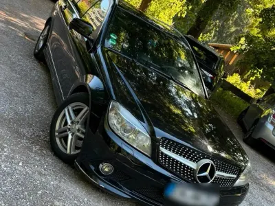 Gebraucht Mercedes C220 AMG 170 PS (125 kW) 2009 Schwarz Kombi