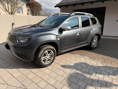 Gebraucht Dacia Duster 115 PS (84 kW) 2021 Grau SUV