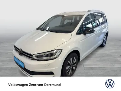 Gebraucht VW Touran Comfortline 150 PS (110 kW) 2025 Pure white Van / Kleinbus