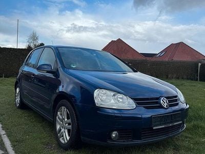 Usata VW Golf V 80 CV (58 kW) 2007 Blu Utilitaria