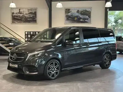 Gebraucht Mercedes V220 AMG line 163 PS (119 kW) 2022 Grau Van / Kleinbus