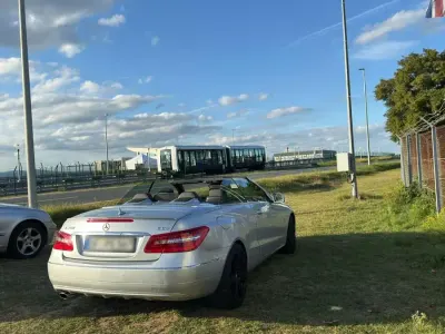 Gebraucht Mercedes E250 204 PS (150 kW) 2010 Silber Cabrio