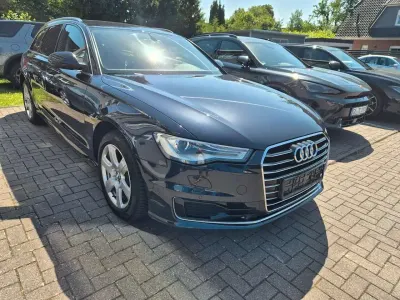 Gebraucht Audi A6 Business 190 PS (139 kW) 2015 Blau Kombi