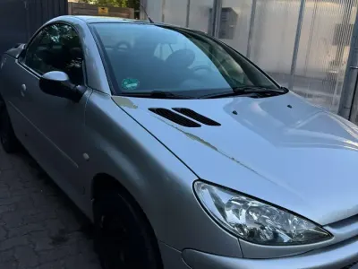 Używany Peugeot 206 106 KM (77 kW) 2004 Srebrny Kabriolet