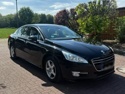Gebraucht Peugeot 508 112 PS (82 kW) 2012 Schwarz Limousine