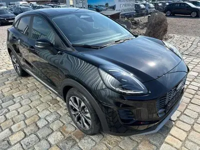 Neu Ford Puma Titanium 125 PS (91 kW) 2025 Schwarz agata black schwarz agata black SUV
