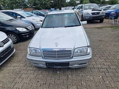 Mercedes C180