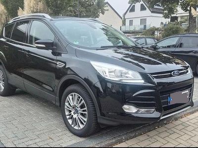 Gebraucht Ford Kuga Titanium 140 PS (102 kW) 2013 Schwarz SUV