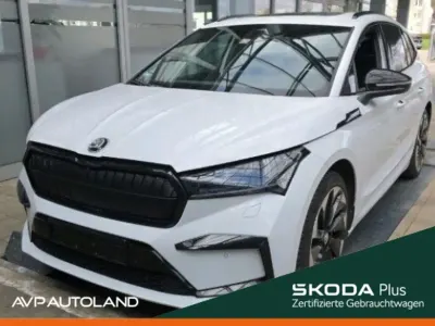 Gebraucht Skoda Enyaq iV SportLine 131 kW (179 PS) 2022 Moonweiß perleffekt SUV