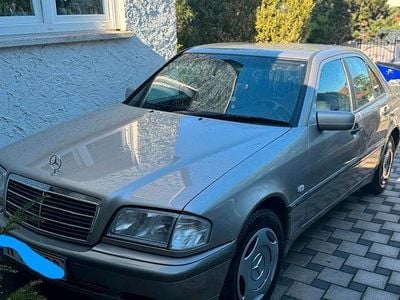 Mercedes C240