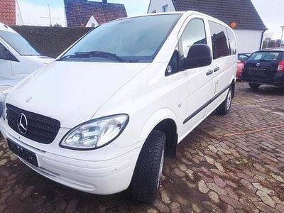 Gebraucht Mercedes 230 150 PS (110 kW) 2009 Weiß Van