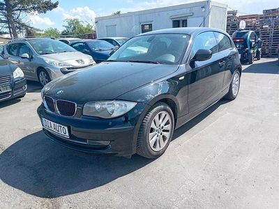 Usata BMW 116 Sport Line 122 CV (89 kW) 2009 Nero Utilitaria
