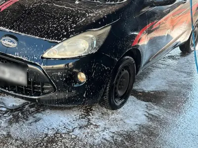 Gebraucht Ford Ka 69 PS (50 kW) 2011 Schwarz Kleinwagen