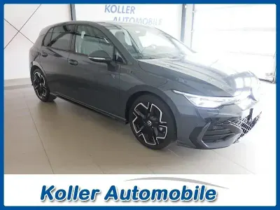 Gebraucht VW Golf VIII R-line 150 PS (110 kW) 2024 Delphingrau metallic Limousine