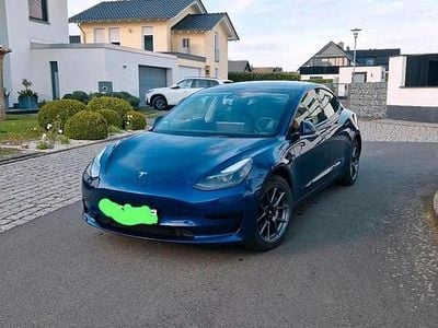 Second-hand Tesla Model 3 RWD 207 kW (282 CP) 2023 Albastru Berlinǎ