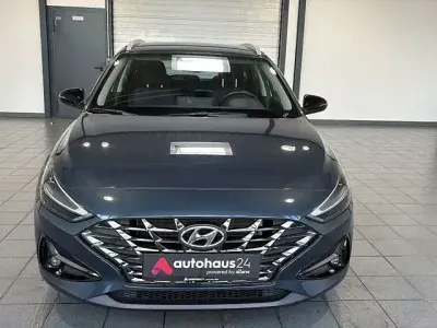 Gebraucht Hyundai i30 160 PS (117 kW) 2022 Blau Kombi