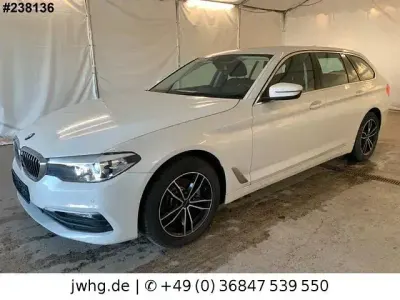Gebraucht BMW 520 190 PS (139 kW) 2020 Weiß Limousine