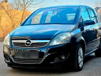 Gebraucht Opel Zafira 150 PS (110 kW) 2009 Schwarz Van / Kleinbus