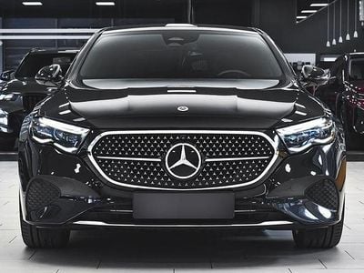 Gebraucht Mercedes E400 381 PS (280 kW) 2023 Schwarz Limousine