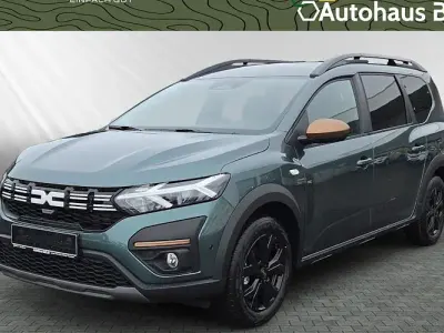 Nuova Dacia Jogger Extreme 141 CV (103 kW) 2026 Verde Monovolume