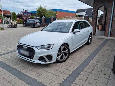 Weiß Gebraucht 2020 Audi A4 S-Line Kombi | 27.700 € (Guter Preis)