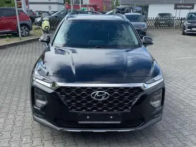 Gebraucht Hyundai Santa Fe Premium 200 PS (147 kW) 2020 Phantom black / mic SUV