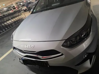 Gebraucht Kia Ceed Sportswagon GT-Line 160 PS (117 kW) 2023 Grau Kombi