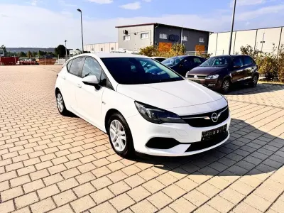 Gebraucht Opel Astra Edition 110 PS (80 kW) 2020 Weiß Kleinwagen
