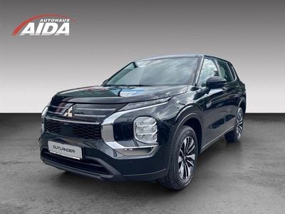 Neu Mitsubishi Outlander P-HEV Basis 306 PS (225 kW) 2025 Schwarz SUV