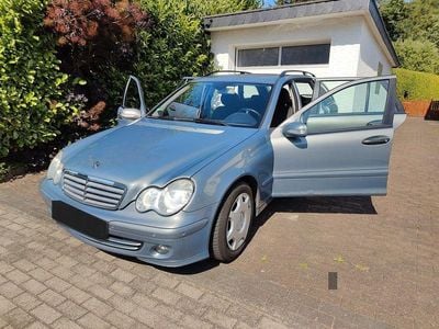 Mercedes 220